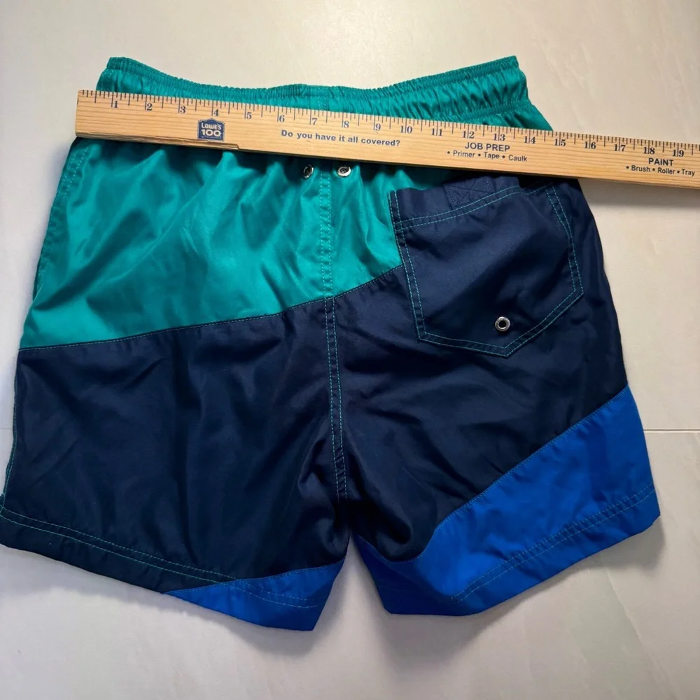 Lands’ End Men’s Colorblock Swim Trunks Size S‎ (28–30)